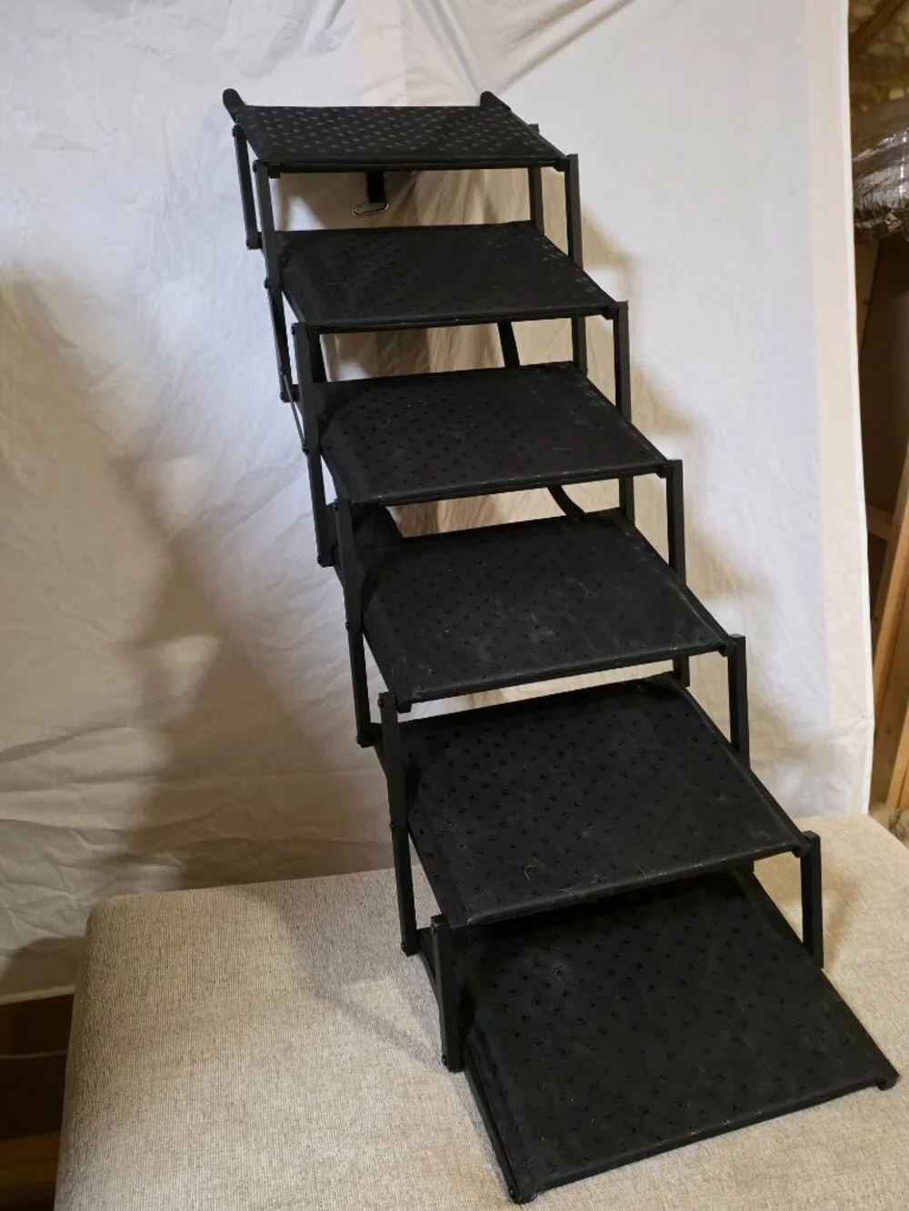 Extra wide dog stairs for vehicle - foldable 6 step stairs
